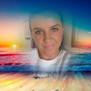 Meet your Posher, Stefanie